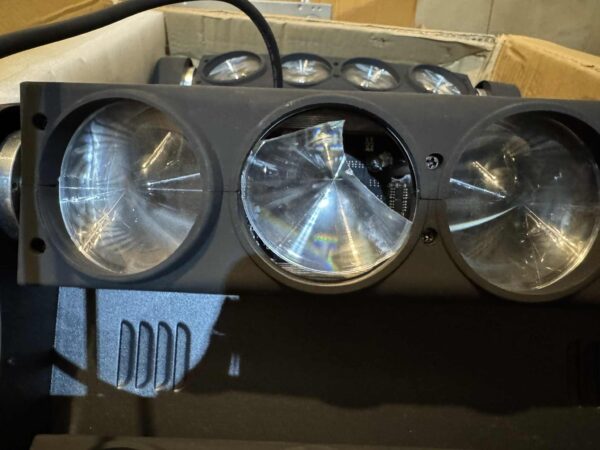 33 Used Strobe Light System - One Lens Broken - Dance Music Event Equipment - Image 3
