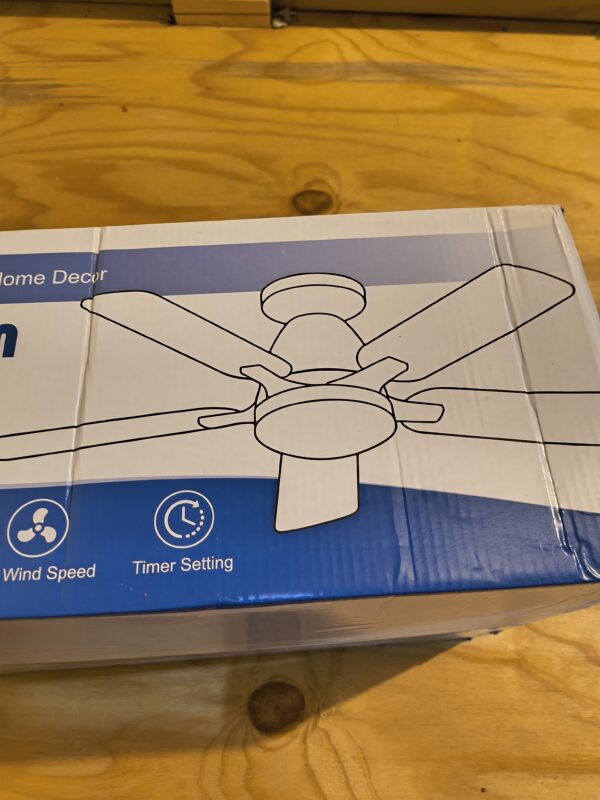 173 Ceiling Fan with Light and Remote Control, Model 8505, Energy Efficient, Modern Home Decor